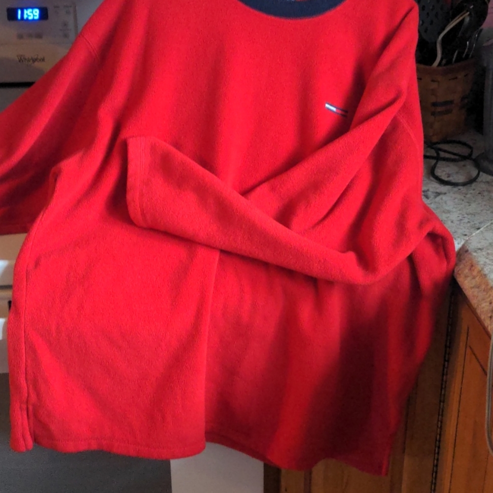 Tommy Hilfiger fleece pullover